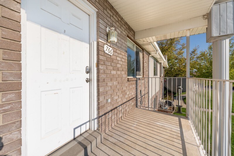 Building Photo - 788 N 1060 W