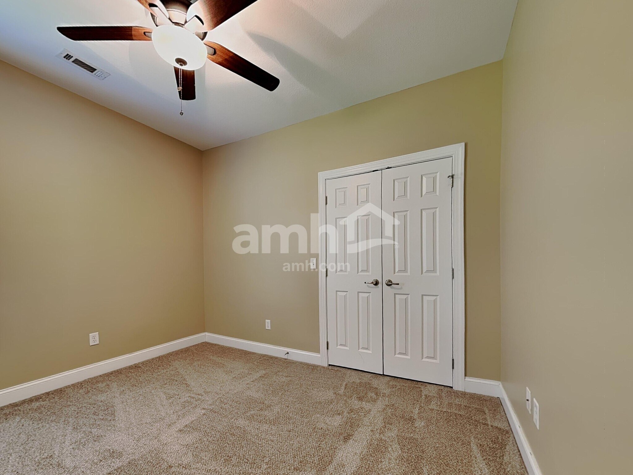 Building Photo - 1729 Bonnie Roach Ln