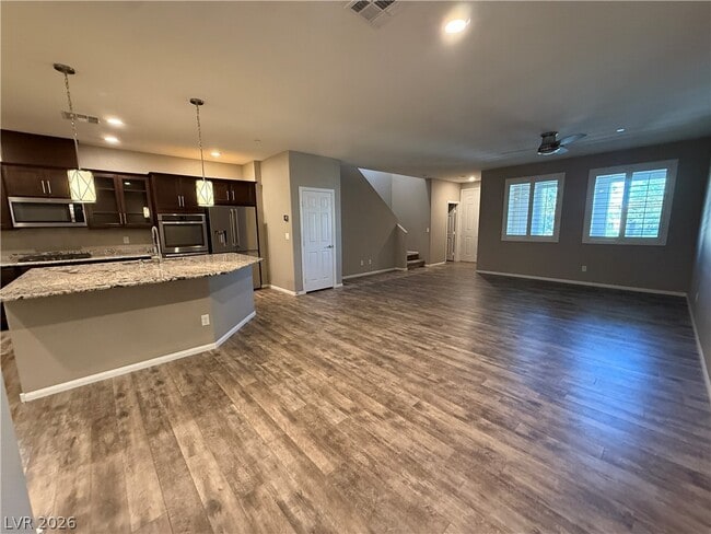 Building Photo - 3197 Arco Ave