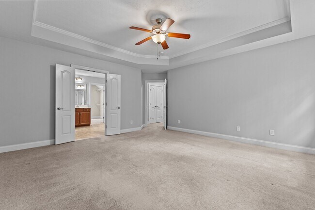 Building Photo - 768 Riverbirch Dr