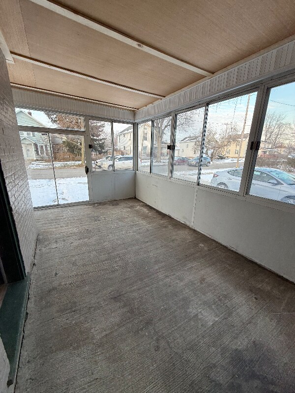 Building Photo - 133 Defiance Ave