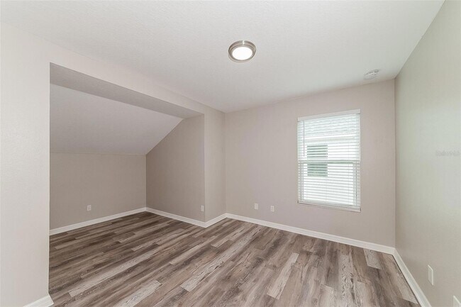 Building Photo - 15332 Skip Jack Loop