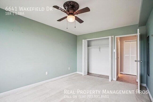 Building Photo - 6641 Wakefield Dr