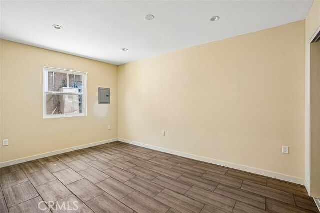 Building Photo - 1616 E 89th St