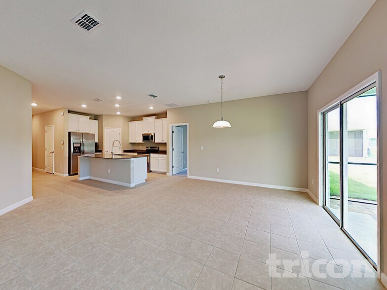 Building Photo - 10226 Pavnes Creek Dr