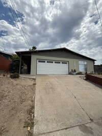 Building Photo - Nice 3 bedroom 1 Bath Home in beautiful Santee
