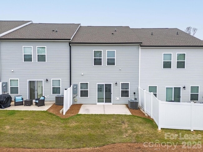 Building Photo - 11012 Pagebrook Ln