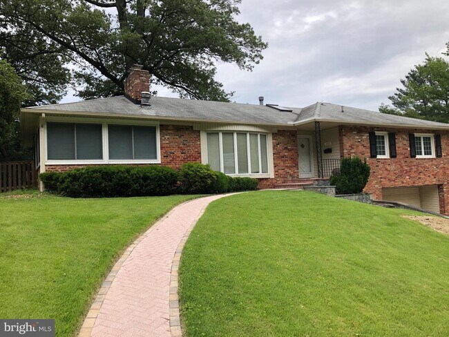 Primary Photo - Impressive North Arlington Home with Abund...