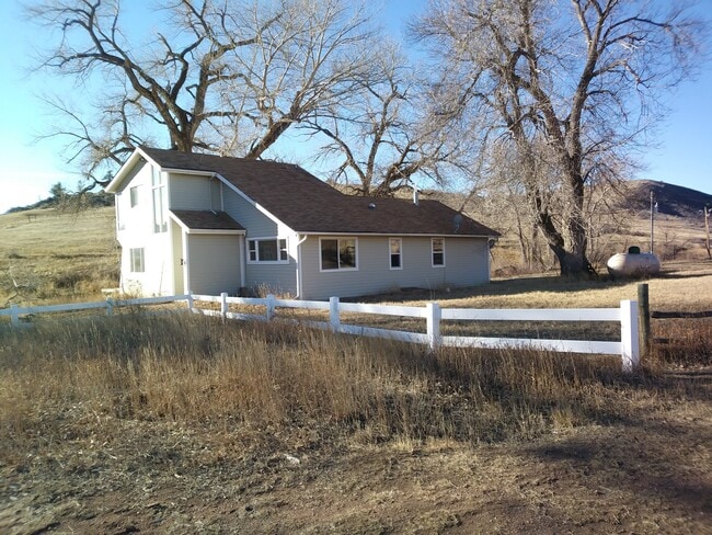 Building Photo - 3019 Hewlett Gulch Rd