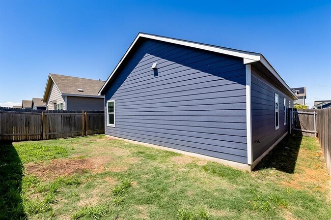 Building Photo - 362 Geode Glen
