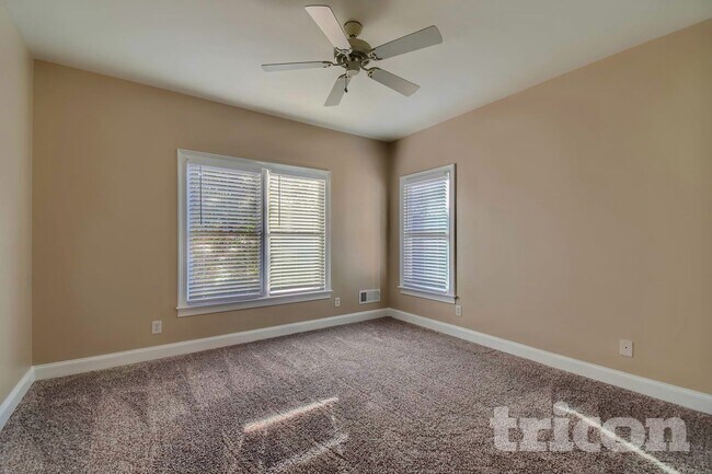 Building Photo - 113 Accolade Pkwy