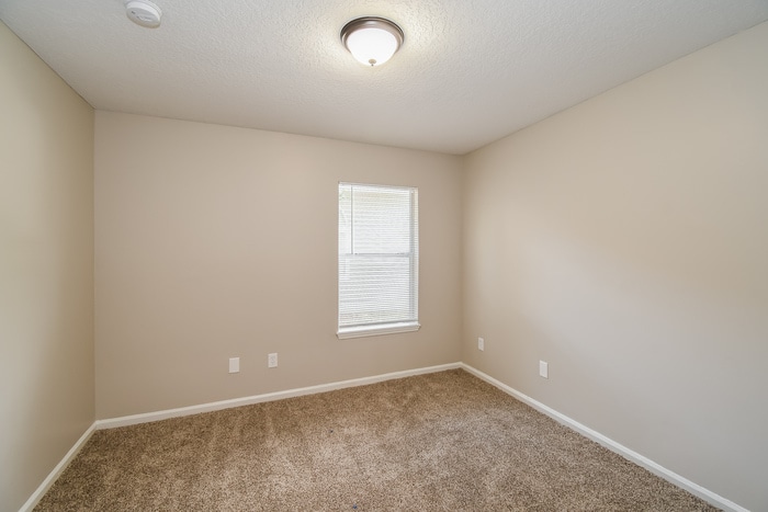 Building Photo - 10884 Campus Heights Ln