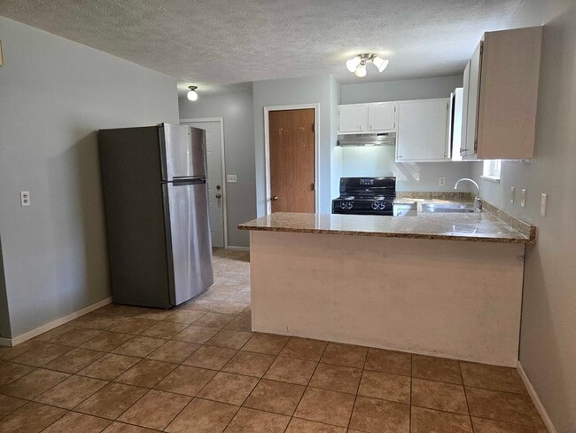Building Photo - 906 Cedar Run Ct NW