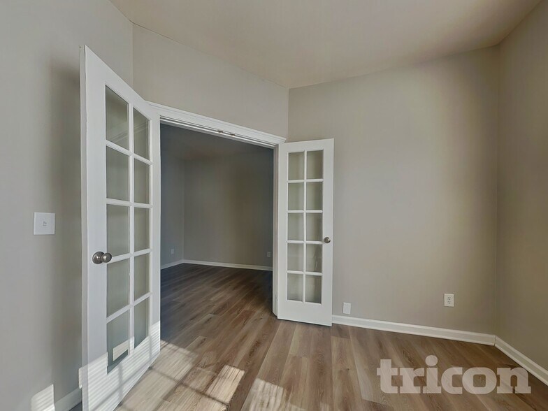 Building Photo - 16117 Long Talon Way