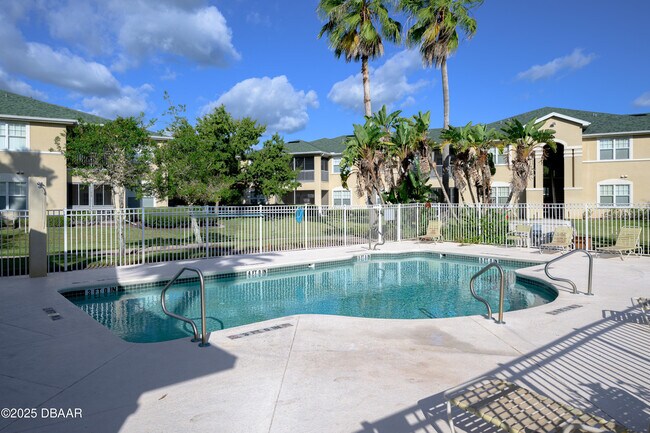 Building Photo - 830 Airport Rd