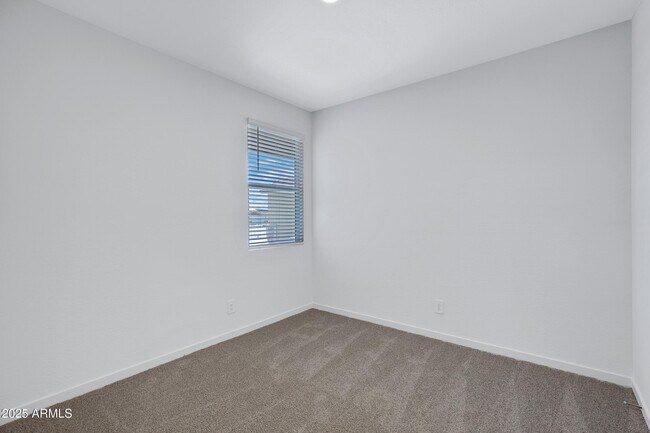 Building Photo - 30450 Sage St