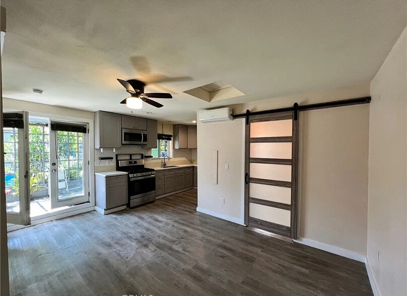 Building Photo - 10709 Wheelock Cir