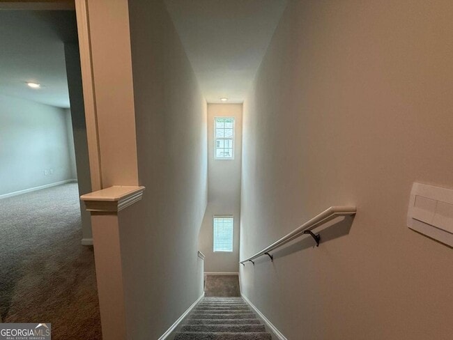 Building Photo - 1 Silverbell Ln NW