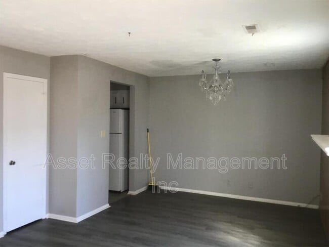 Building Photo - 9153 Cedarpark Ln NW