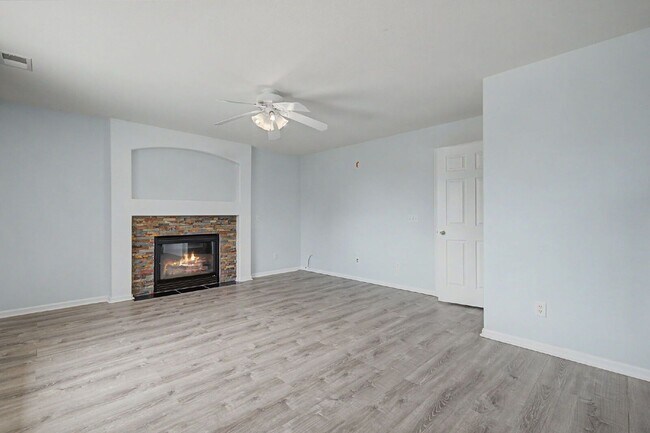 Building Photo - 6991 Prairie Wind Dr