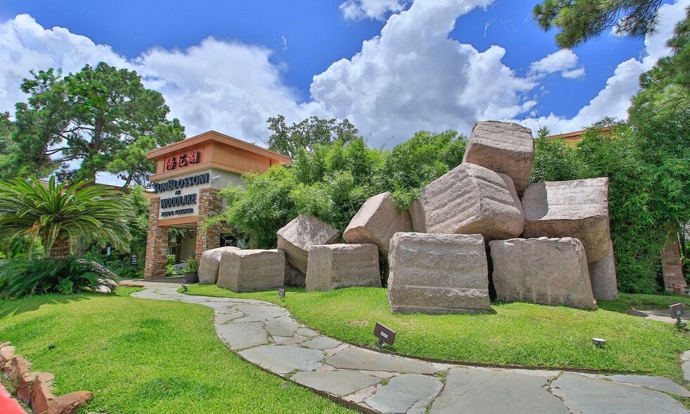 Leasing Office - SunBlossom Woodlake