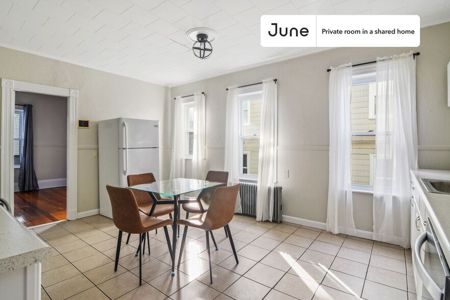 Building Photo - Room in Shared 3 bed/1 bath home in Somerville