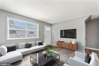 Building Photo - 415 Hamilton Ave