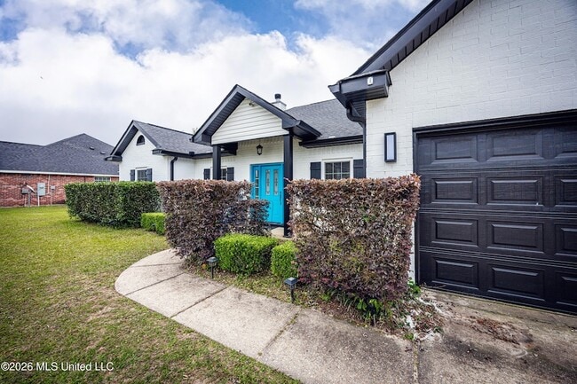 Building Photo - 15208 Lisa Dr