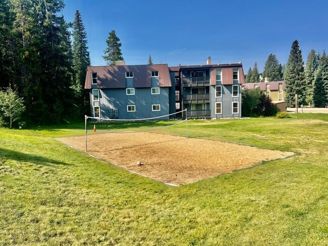 Building Photo - Beautifully updated 2-bedroom, 2-bathroom condo in Winter Park