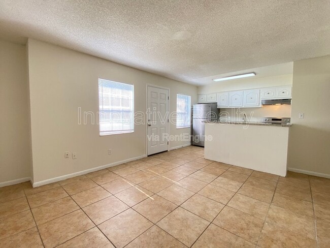 Building Photo - 5230 Davisson Ave