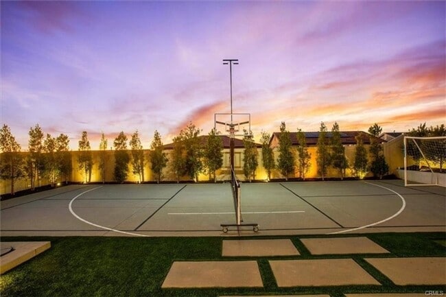 Building Photo - Stunning and Spacious 5BR 3BA Home w/ Solar Panels + Community Pool + Basketball/Tennis Court + S...