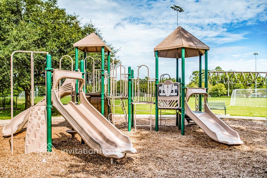 Building Photo - 6316 Starlight Dr