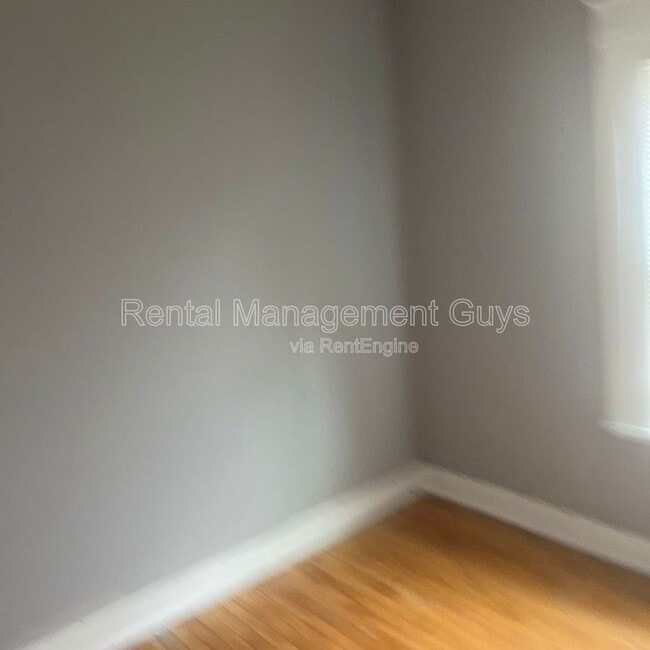 Building Photo - 1015 N Humboldt Ave