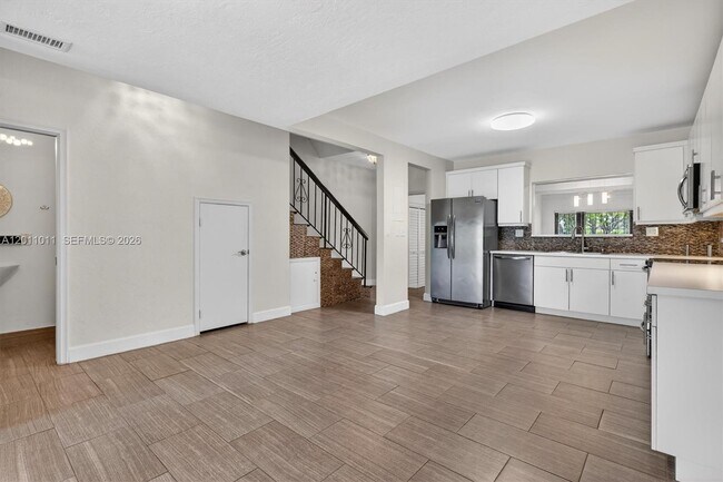 Building Photo - 8855 SW 62nd Terrace