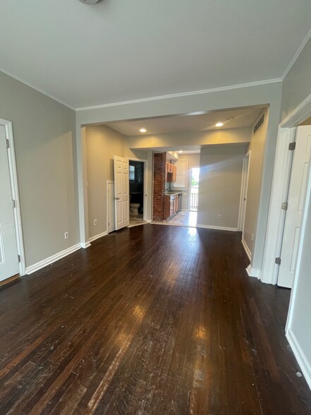 Building Photo - 2638 Rosa Parks Blvd