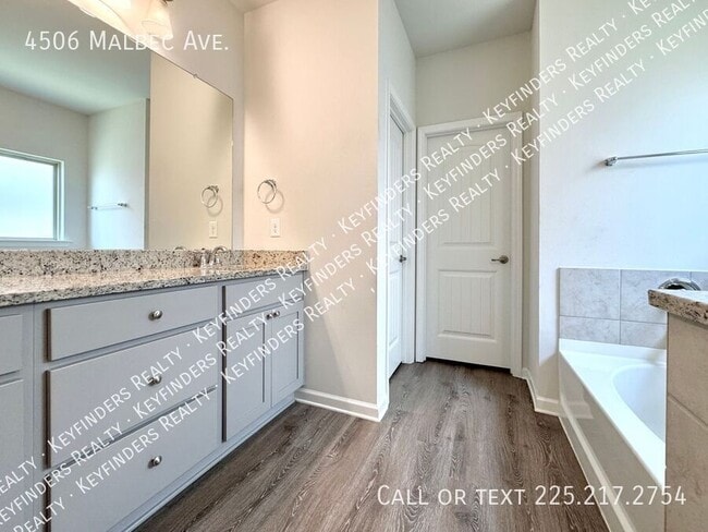 Building Photo - 4506 Malbec Ave