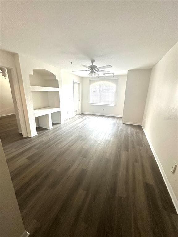 Building Photo - 7250 Westpointe Blvd