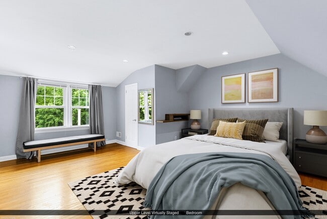 Building Photo - 190 E Rocks Rd