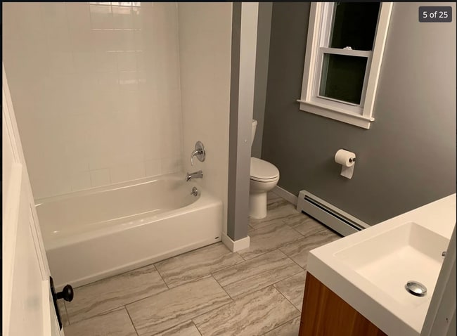 Building Photo - 11A Point Pleasant Rd