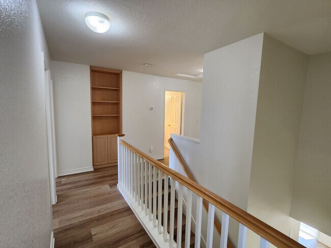 Building Photo - Beautiful Upgraded Home in RSM!