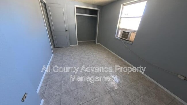 Building Photo - 1515 S Prospect Ave