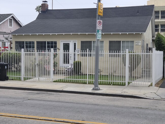 Building Photo - 6412 Fountain Ave
