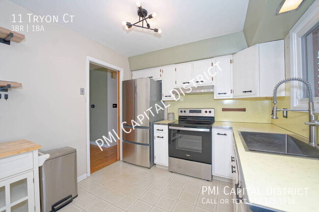Building Photo - 11 Tryon Ct
