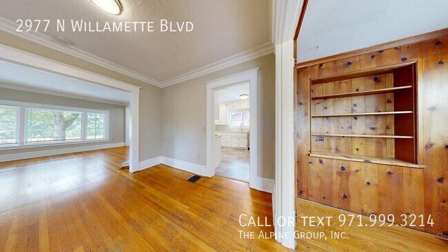 Building Photo - 2977 N Willamette Blvd