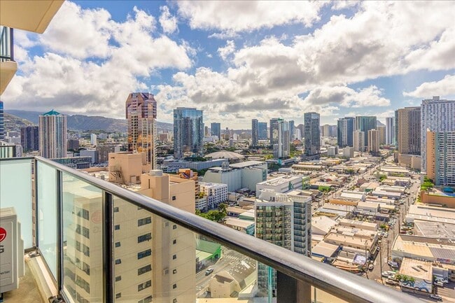 Building Photo - High Floor 2 BED/2 BATH/2 PRKG in brand new ILILANI - W/D INSIDE, LANAI, Corner Unit w/ Ocean View!!