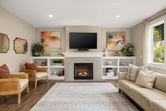 Building Photo - Bainbridge Island Home