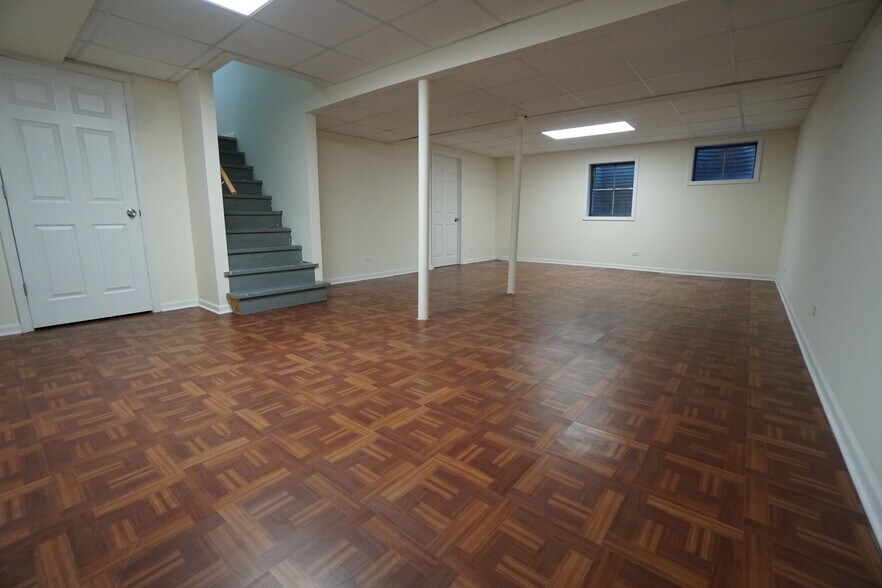 Building Photo - 1613 Leytonstone Dr