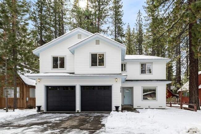 Primary Photo - Beautiful Al Tahoe Home in South Lake Taho...
