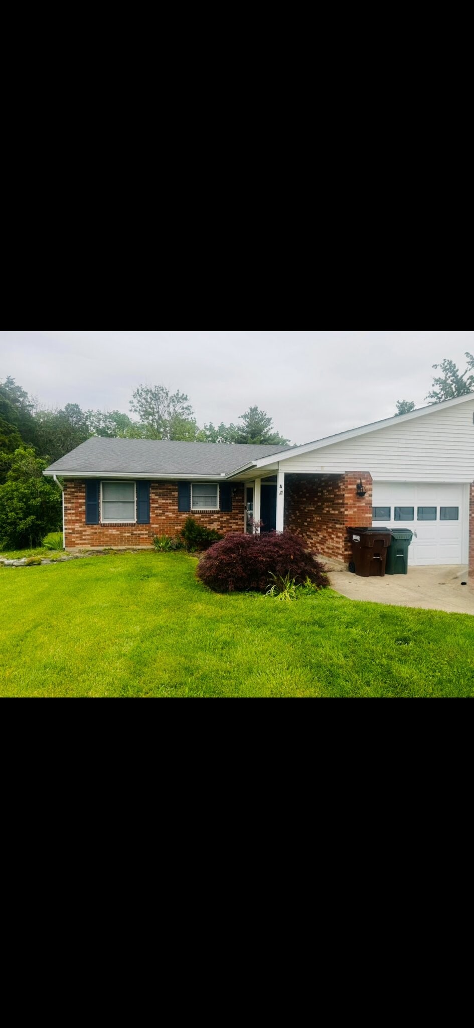 Building Photo - 1125 Algonquin Dr