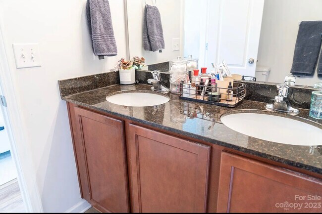 Building Photo - 12558 McGrath Dr